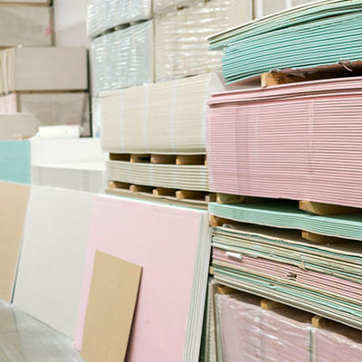 Giá tốt Tấm thạch cao chống cháy 15mm Màu đỏ cho trần trong nhà trực tuyến